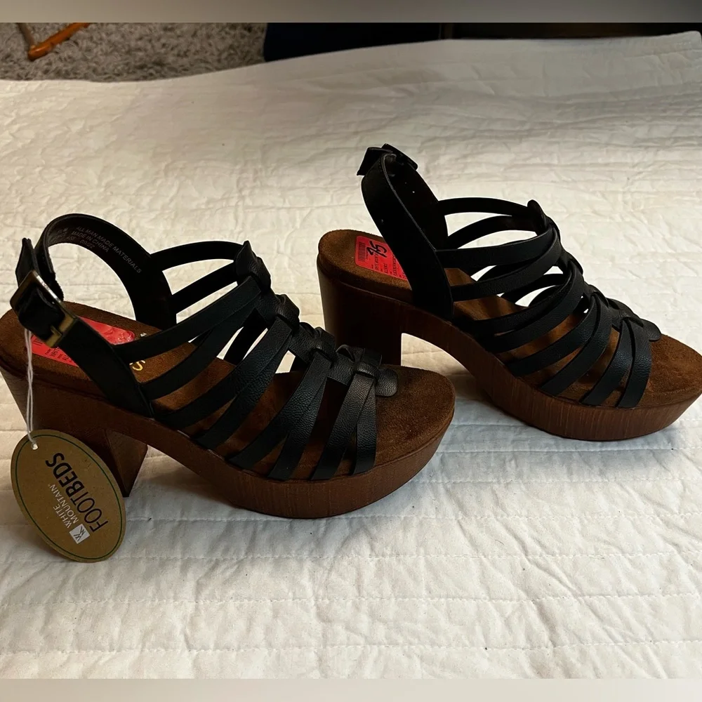 White Mountain Alliance black block heel sandal Excellent nwt